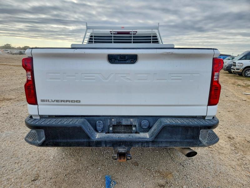 Photo 6 from auction – 2020 CHEVROLET SILVERADO with VIN 1GC4YLE7XLF141581