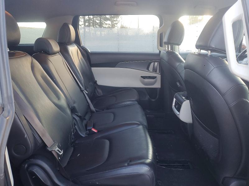 Photo 11 from auction – 2023 KIA CARNIVAL with VIN KNDNB4H32P6229034