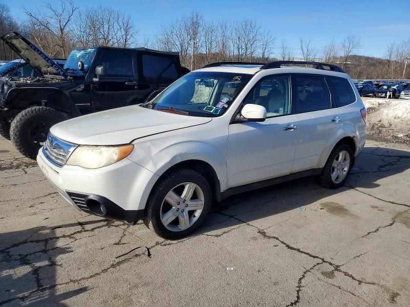 SUBARU FORESTER 2010 with VIN JF2SH6CC5AH748239 - Photo from auction