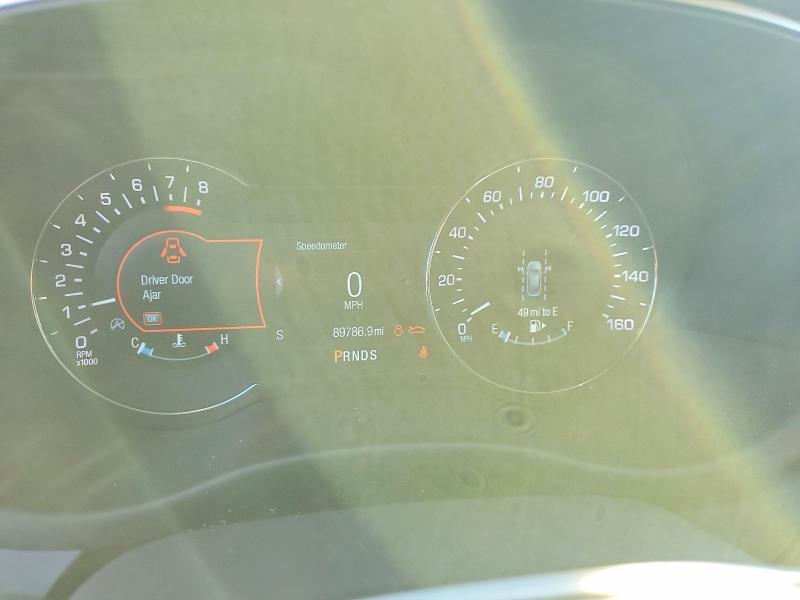 Photo 9 from auction – 2018 LINCOLN MKC RESERV with VIN 5LMCJ3C91JUL32148