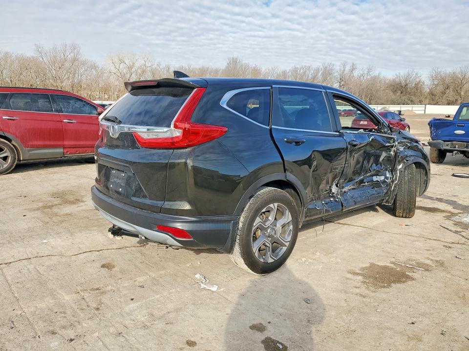 Photo 3 from auction – 2017 HONDA CR-V EXL with VIN 7FARW1H82HE031998