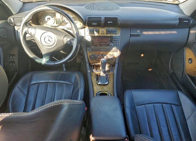 Photo 8 from auction – 2005 MERCEDES-BENZ C with VIN WDBRF76J25F663118