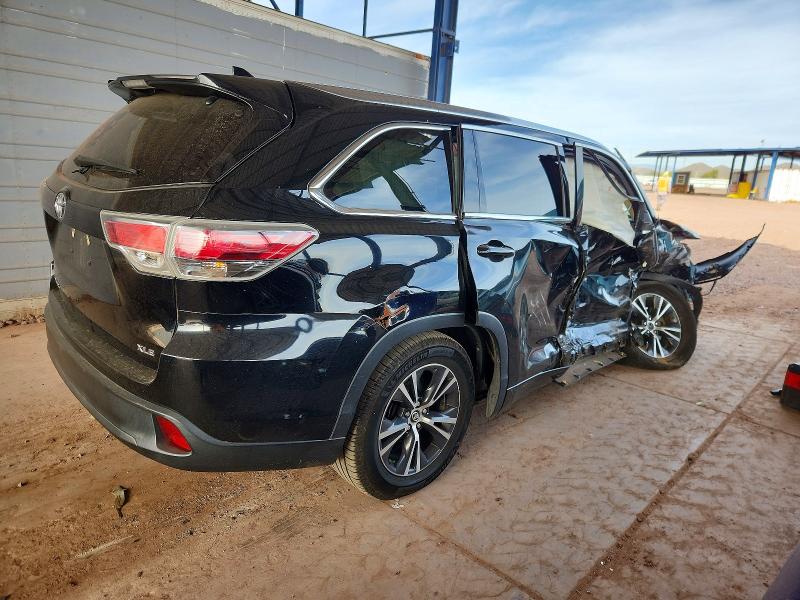 Photo 3 from auction – 2016 TOYOTA HIGHLANDER with VIN 5TDKKRFHXGS502008