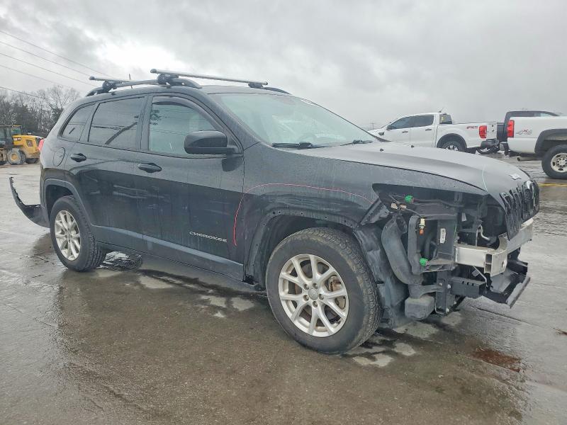Photo 4 from auction – 2016 JEEP CHEROKEE with VIN 1C4PJMAS7GW228751