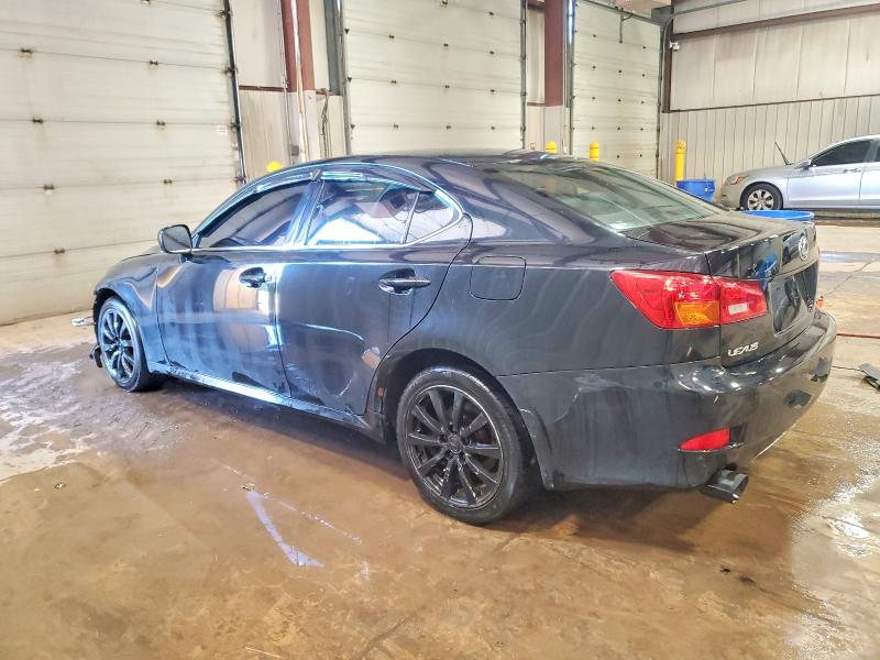 Photo 2 from auction – 2006 LEXUS IS 250 with VIN JTHCK262762006577