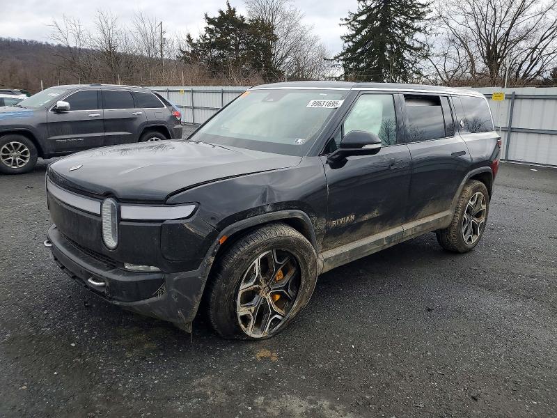 RIVIAN R1S 2022 with VIN 7PDSGABL5NN002542 - Photo from auction