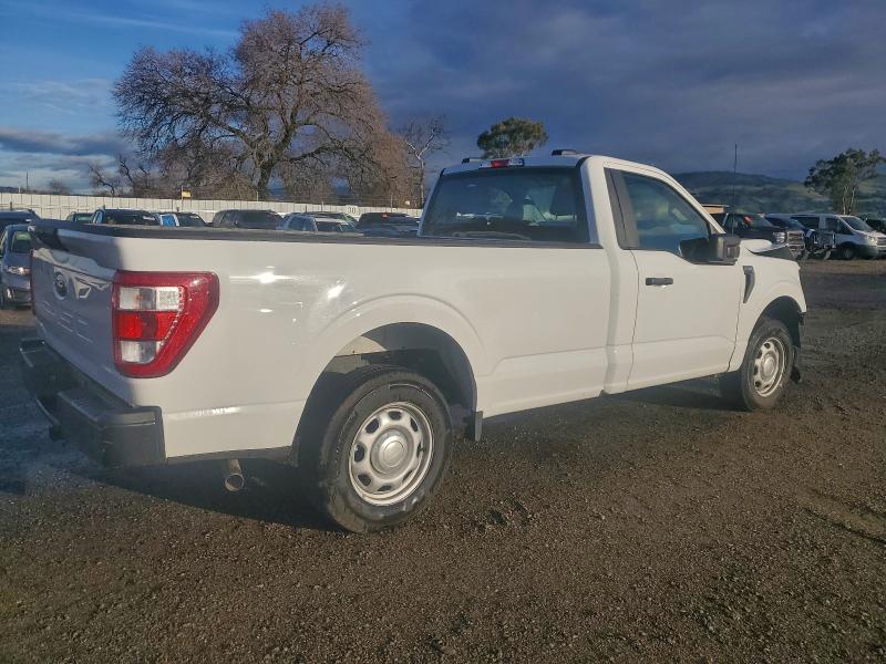Photo 3 from auction – 2023 FORD F150 with VIN 1FTMF1CB5PKG04094