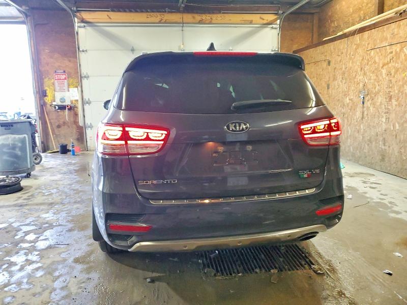 Photo 6 from auction – 2016 KIA SORENTO SX with VIN 5XYPKDA56GG168191