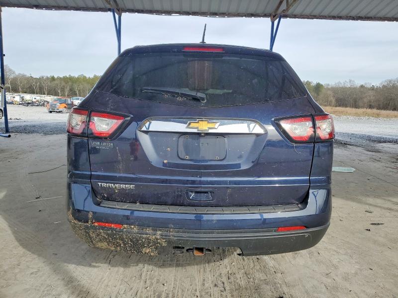 Photo 6 from auction – 2017 CHEVROLET TRAVERSE L with VIN 1GNKRFED5HJ303074
