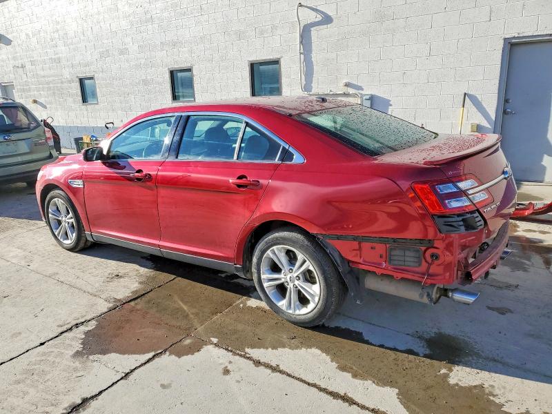 Photo 2 from auction – 2018 FORD TAURUS SEL with VIN 1FAHP2H8XJG125316
