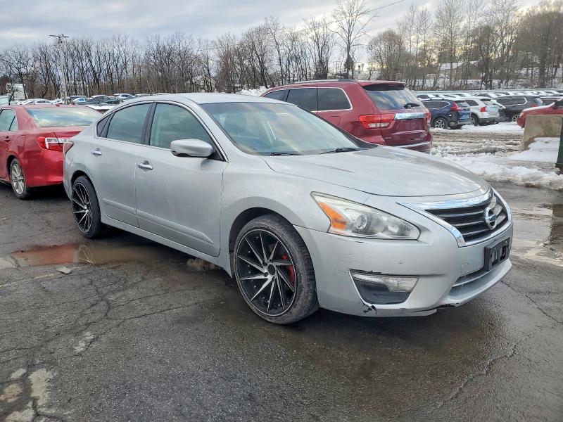 Photo 4 from auction – 2015 NISSAN ALTIMA 2.5 with VIN 1N4AL3AP9FC139369