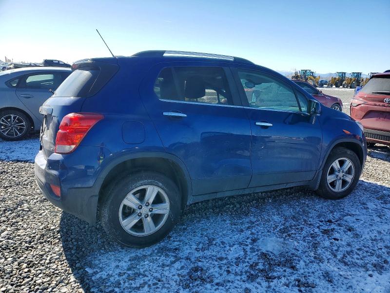 Photo 3 from auction – 2017 CHEVROLET TRAX with VIN 3GNCJPSBXHL209611