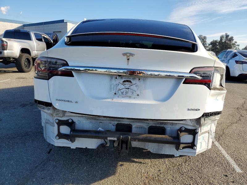 Photo 6 from auction – 2019 TESLA MODEL X with VIN 5YJXCDE22KF155953