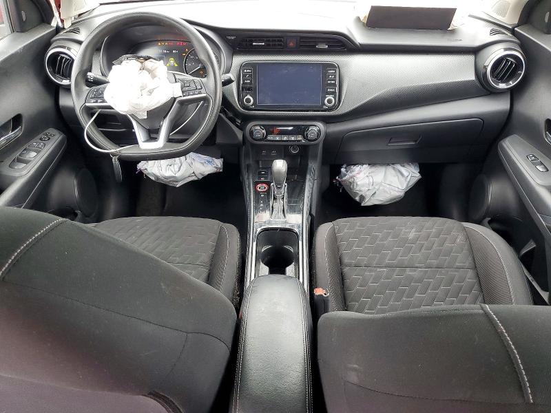 Photo 8 from auction – 2022 NISSAN KICKS SV with VIN 3N1CP5CV5NL477162