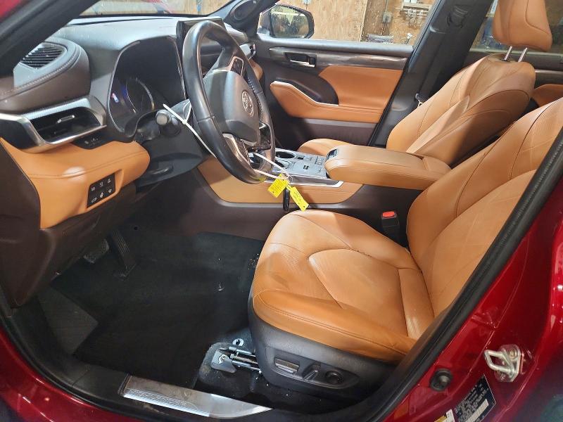 Фото 7 с аукциона – 2022 TOYOTA HIGHLANDER с VIN 5TDEBRCH5NS080857