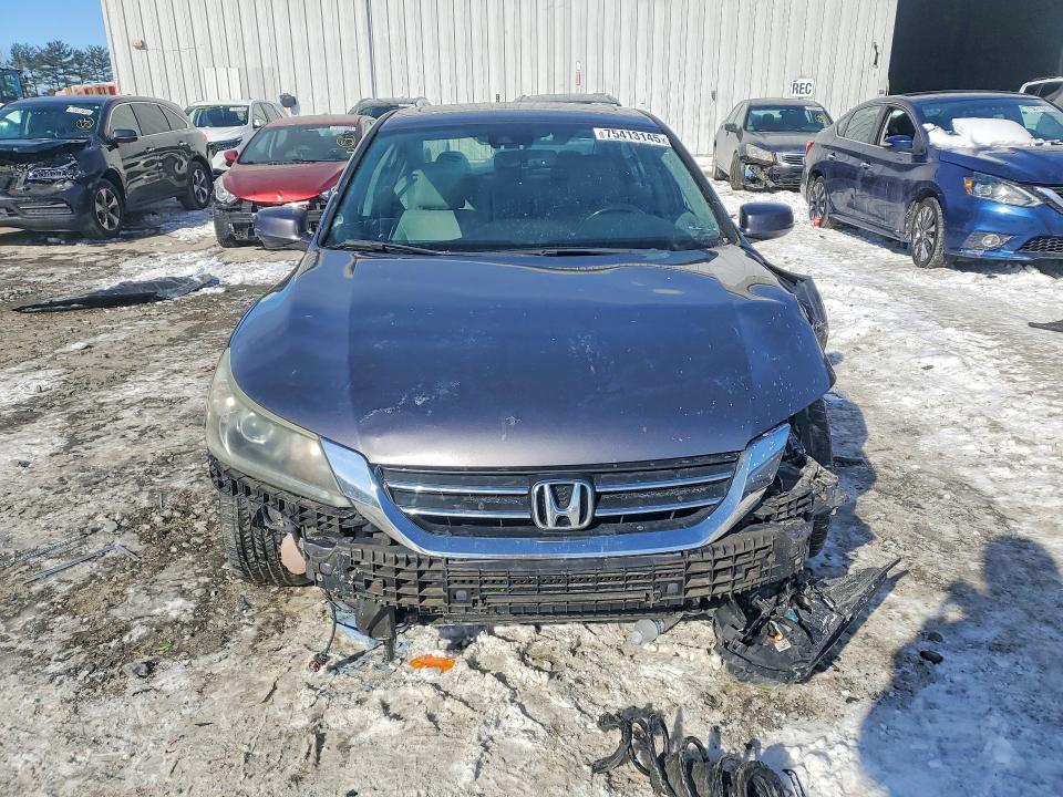 Photo 5 from auction – 2015 HONDA ACCORD with VIN 1HGCR2F89FA057264
