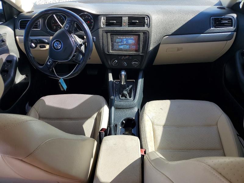Photo 8 from auction – 2017 VOLKSWAGEN JETTA SE with VIN 3VWDB7AJ3HM332239