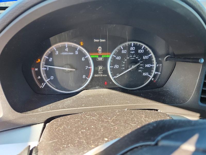 Photo 9 from auction – 2017 ACURA ILX PREMIU with VIN 19UDE2F71HA006559