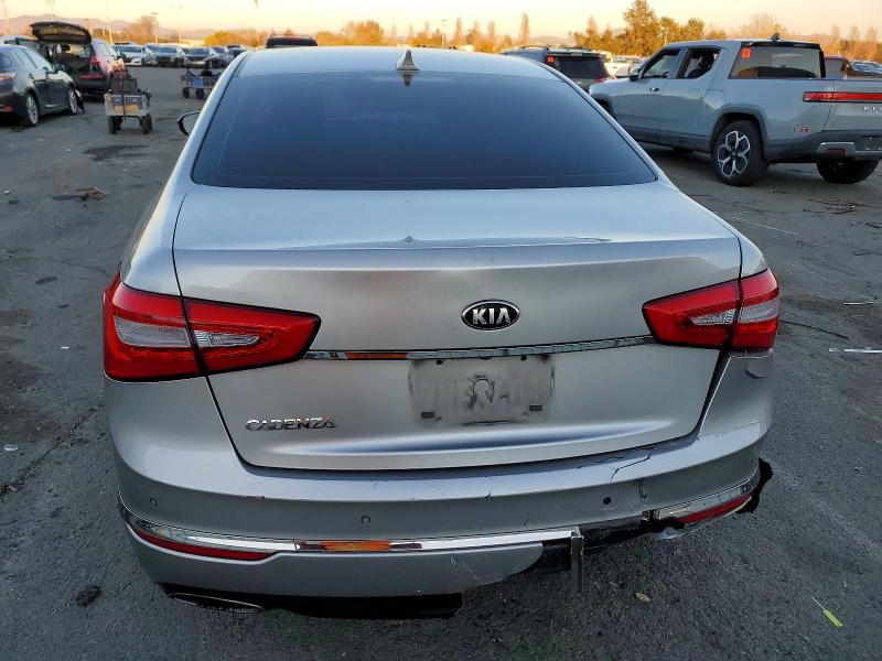Photo 6 from auction – 2014 KIA CADENZA PR with VIN KNALN4D77E5126313