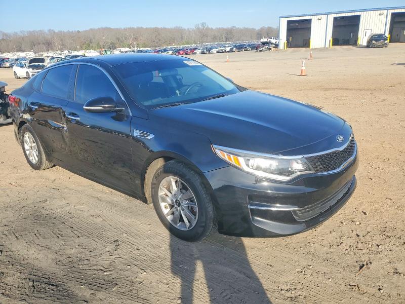 Photo 4 from auction – 2016 KIA OPTIMA with VIN 5XXGT4L3XGG100134