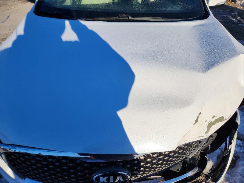 Фото 12 с аукциона – 2016 KIA SORENTO SX с VIN 5XYPKDA50GG102591