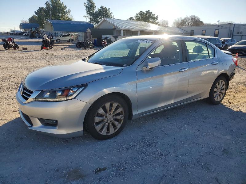 HONDA ACCORD EXL 2014 with VIN 1HGCR2F80EA126048 - Photo from auction