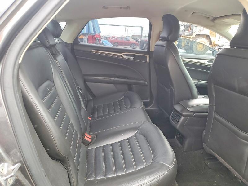 Photo 10 from auction – 2016 FORD FUSION SE with VIN 3FA6P0PU9GR304801