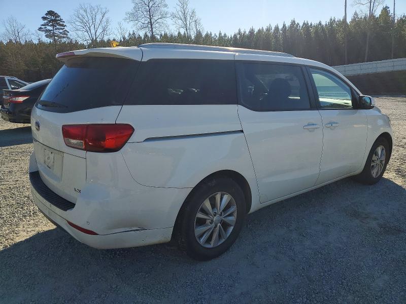 Photo 3 from auction – 2017 KIA SEDONA LX with VIN KNDMB5C10H6293596