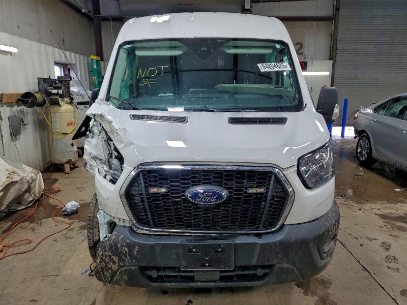 Photo 5 from auction – 2024 FORD TRANSIT T- with VIN 1FTBR1C83RKB25940