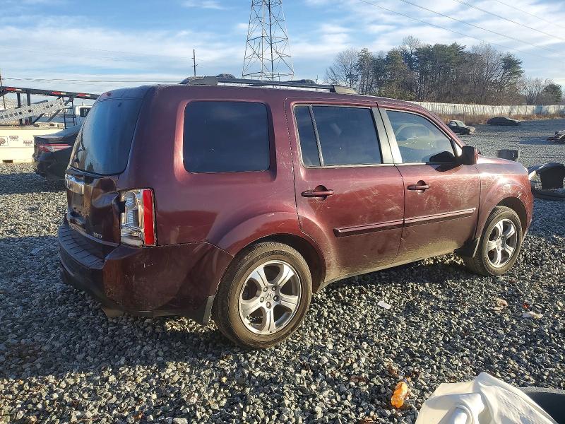 Photo 3 from auction – 2015 HONDA PILOT with VIN 5FNYF4H54FB015619