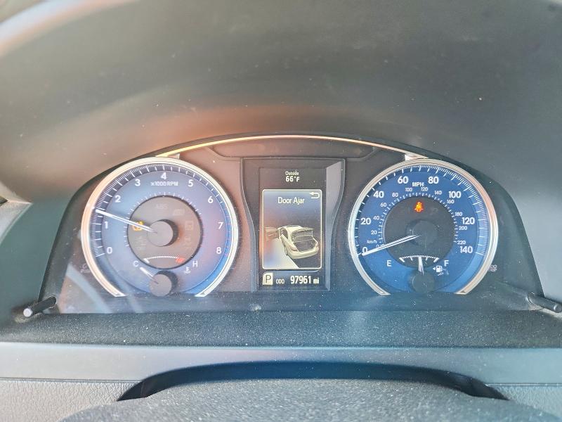 Photo 9 from auction – 2017 TOYOTA CAMRY LE with VIN 4T1BF1FK1HU444011
