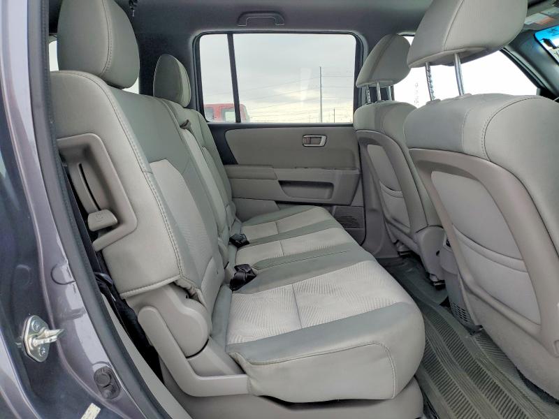 Photo 11 from auction – 2015 HONDA PILOT LX with VIN 5FNYF4H25FB076001