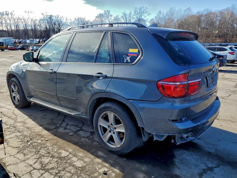 Photo 2 from auction – 2011 BMW X5 XDRIVE3 with VIN 5UXZW0C53BL663060