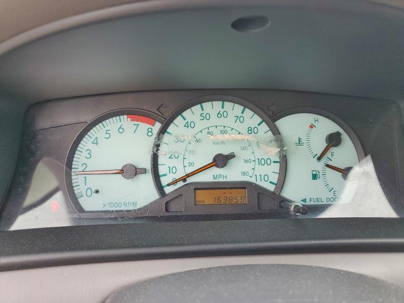 Photo 9 from auction – 2004 TOYOTA COROLLA CE with VIN 1NXBR32E54Z287371