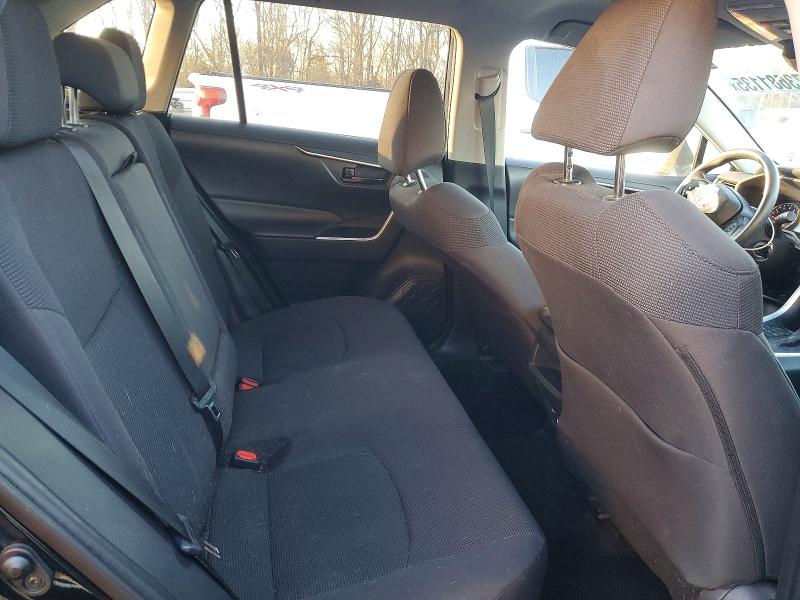 Photo 11 from auction – 2019 TOYOTA RAV4 LE with VIN 2T3G1RFV2KC028711