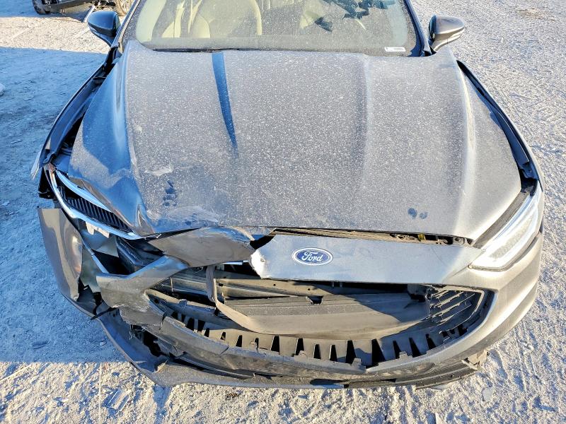 Photo 11 from auction – 2017 FORD FUSION SE with VIN 3FA6P0HD7HR211839