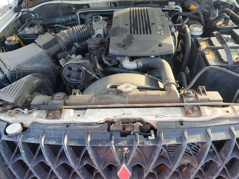 Photo 12 from auction – 2000 MITSUBISHI MONTERO SP with VIN JA4MT31H7YP047313