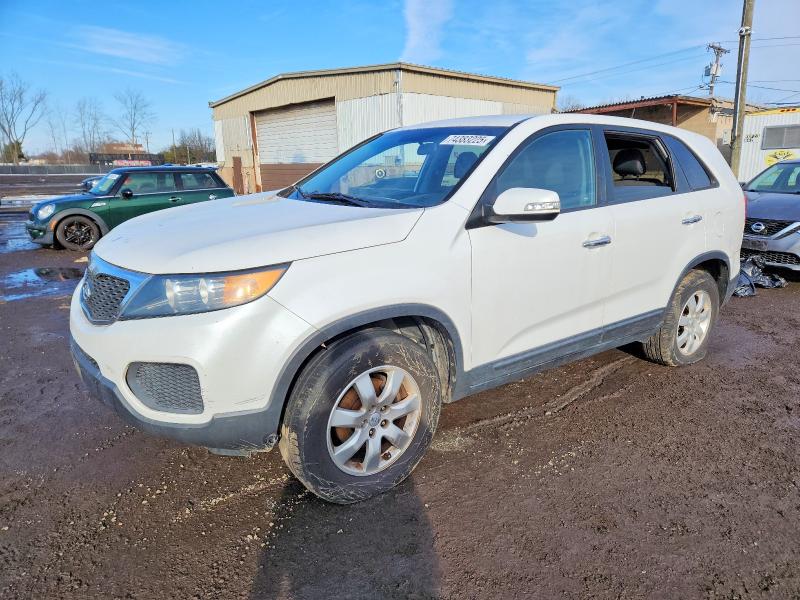 KIA SORENTO 2013 with VIN 5XYKT3A17DG324118 - Photo from auction