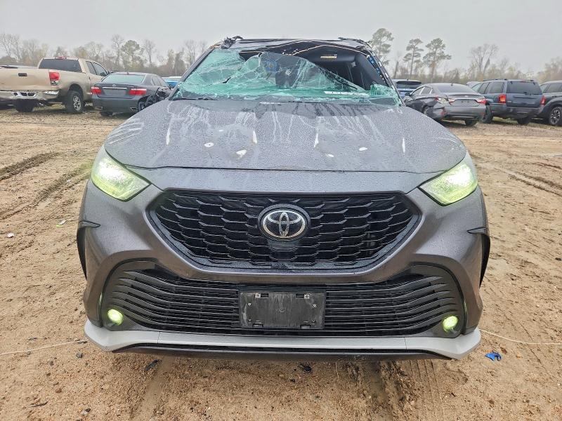 Photo 5 from auction – 2023 TOYOTA HIGHLANDER with VIN 5TDKDRAHXPS514628