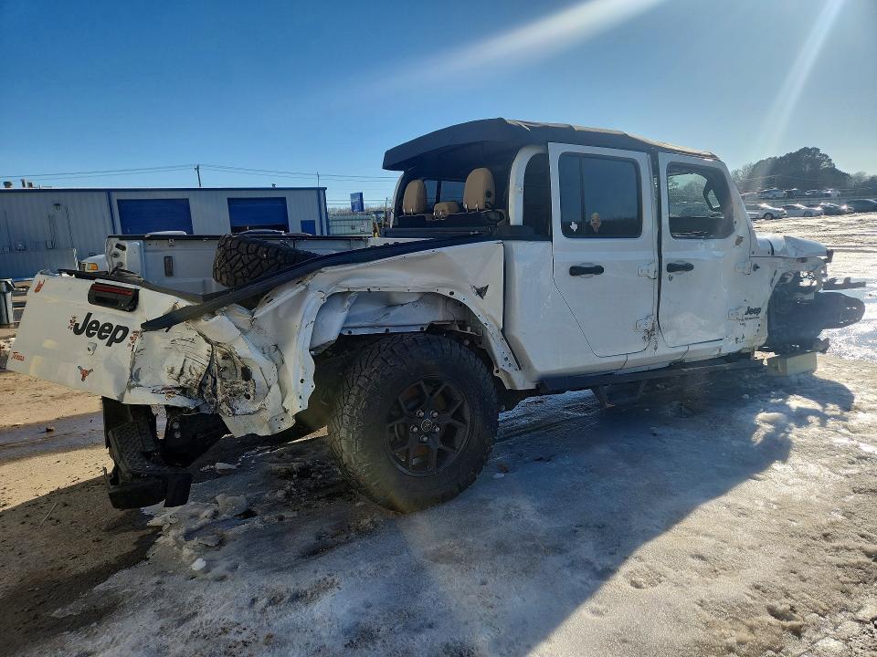 Photo 3 from auction – 2023 JEEP GLADIATOR with VIN 1C6HJTAG5PL530607