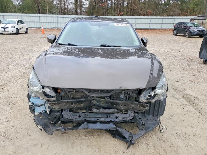 Photo 5 from auction – 2015 MAZDA 3 with VIN 3MZBM1W71FM234576