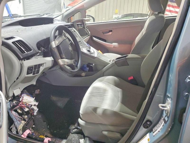 Photo 7 from auction – 2013 TOYOTA PRIUS with VIN JTDKN3DUXD1643027