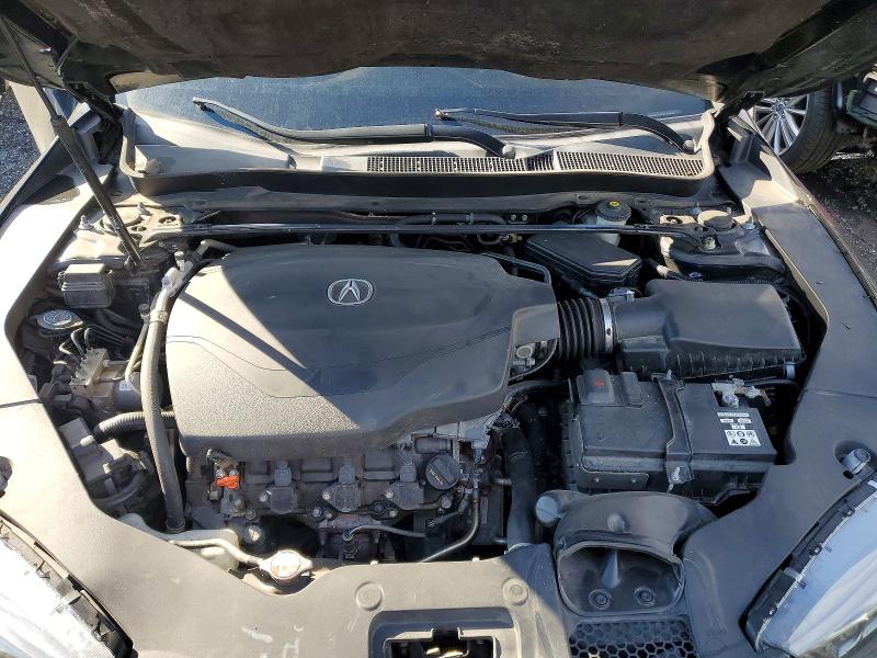 Photo 11 from auction – 2018 ACURA TLX with VIN 19UUB3F63JA002184