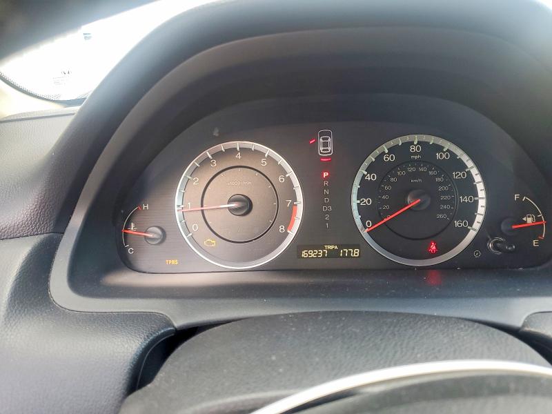 Photo 9 from auction – 2010 HONDA ACCORD with VIN 1HGCS1B81AA007441