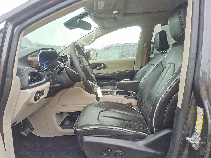Photo 7 from auction – 2023 CHRYSLER PACIFICA L with VIN 2C4RC1GG4PR520855