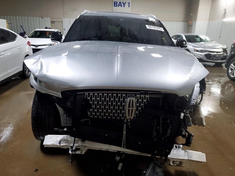 Photo 5 from auction – 2020 LINCOLN AVIATOR RE with VIN 5LM5J7XC4LGL35410