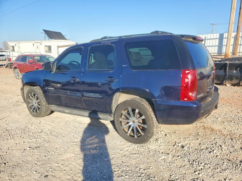 Photo 2 from auction – 2007 GMC YUKON with VIN 1GKFC13J67R186536