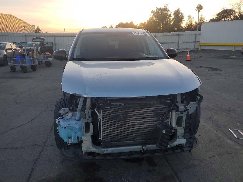 Photo 5 from auction – 2018 MITSUBISHI OUTLANDER with VIN JA4AD2A3XJZ009406