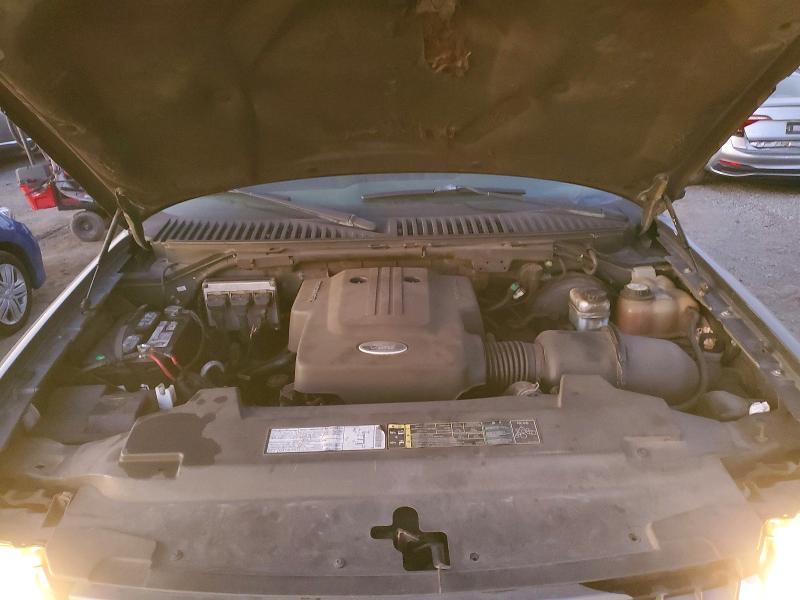 Photo 12 from auction – 2003 FORD EXPEDITION with VIN 1FMEU15W03LA97020
