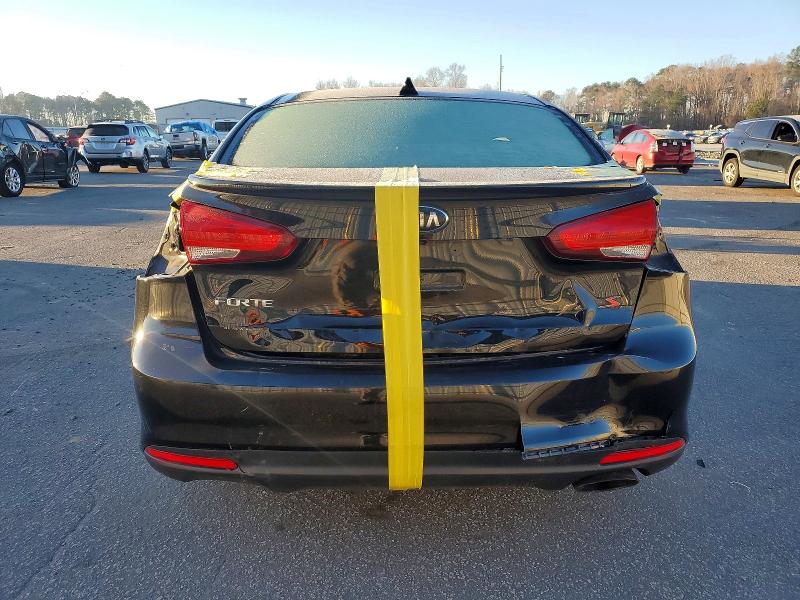 Photo 6 from auction – 2017 KIA FORTE LX with VIN 3KPFL4A72HE127081